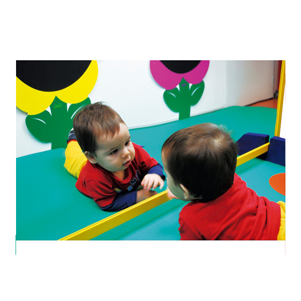 Espejos inf. plástico marco madera laqueada